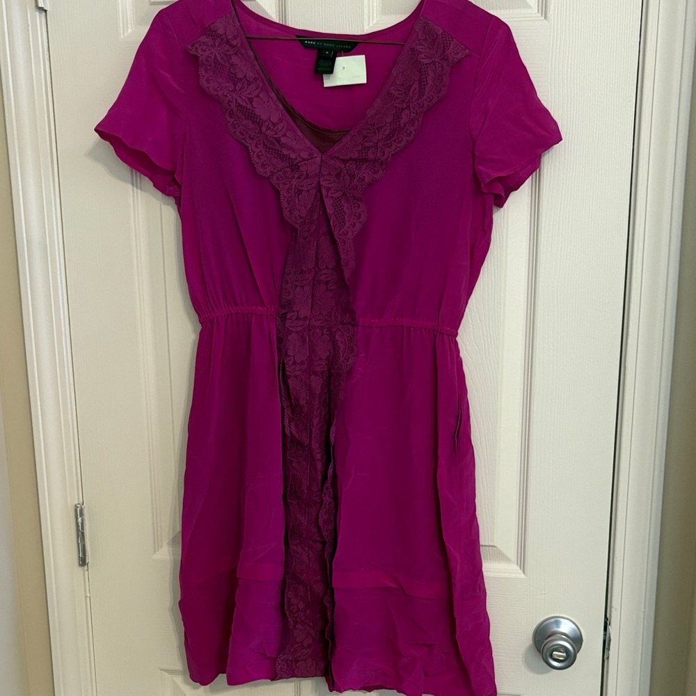 Marc Jacobs Vibrant Berry Magenta 100% silk Lace Pink Dress